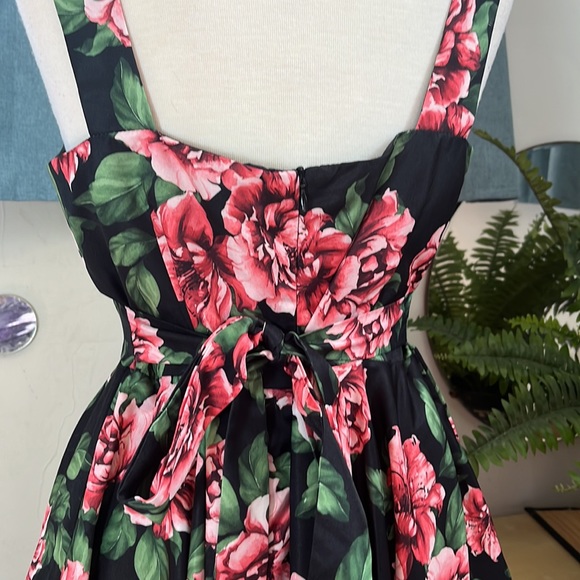 Rose Print Formal Dress - Picture 4 of 10